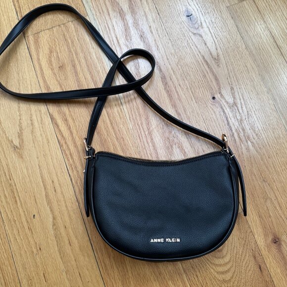 Cross body bag - Picture 1 of 4